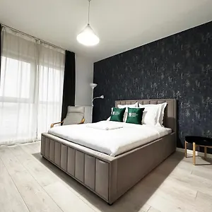 Smart Living Plaza Apartament