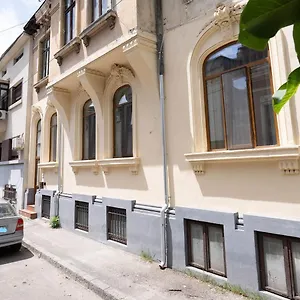 Apartment 2br Blue Cloud In The Centre, Bucharest