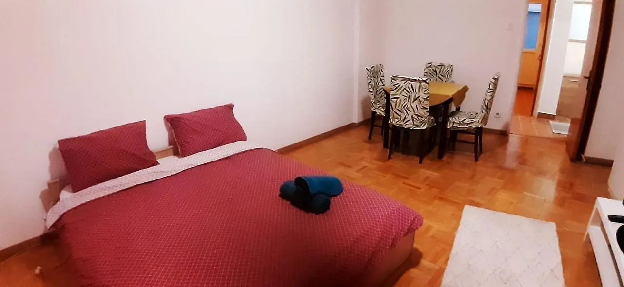 בוקרשט Old Town Super Suites Plus רומניה